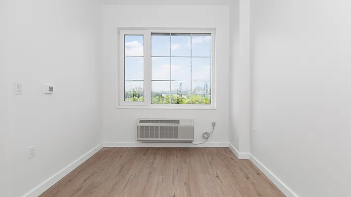 Rented by Nooklyn NYC LLC | media 108