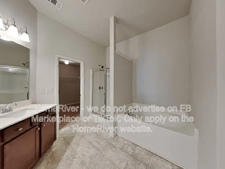 1329 Brookmere Way — Photo 9