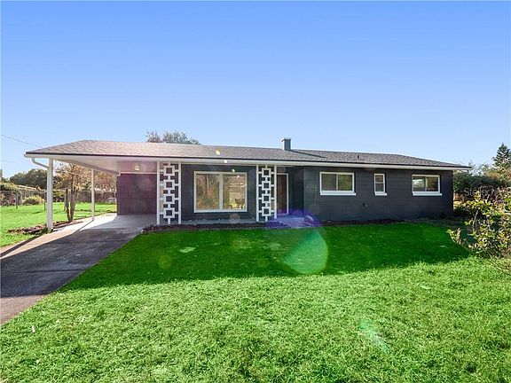 3rd image of 110 Temple Dr