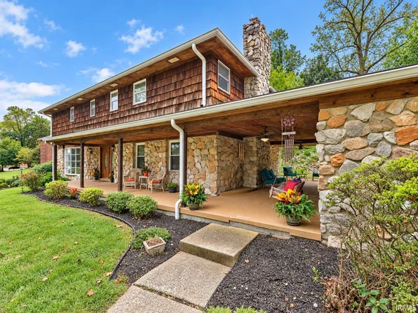 6322 Pfafflin Lake Blvd, Newburgh, IN 47630