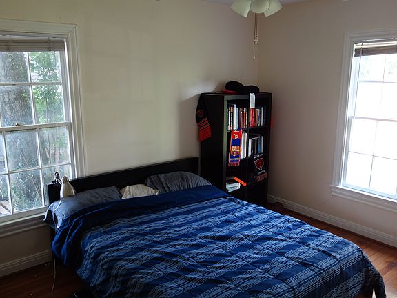 Furnished room for rent