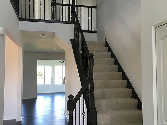 2nd image of 16437 S Mueller Cir
