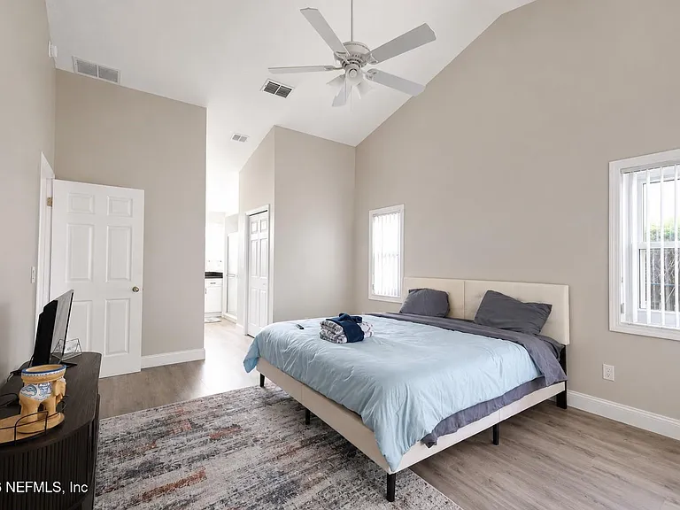 10 Falls Pl — Photo 21