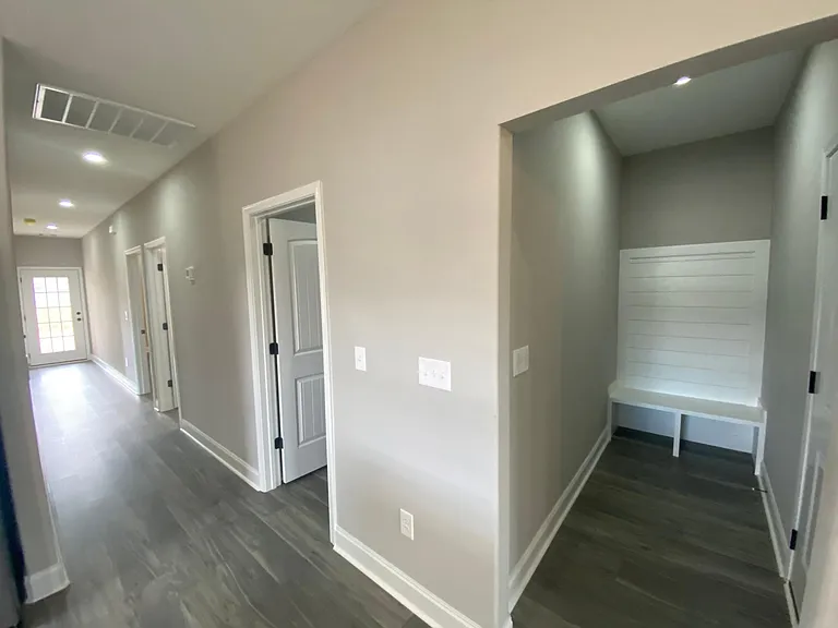 223 Beau Claire Cir — Photo 8