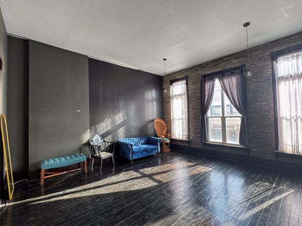 (undisclosed Address)