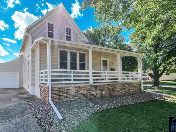 434 2nd Ave SW, Le Mars, IA 51031