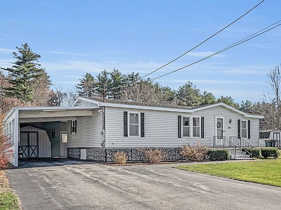 2nd image of 83 Rosewood Dr