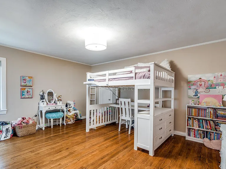 6933 Westlake Ave — Photo 11