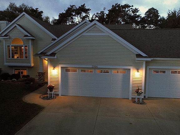 2nd image of 2994 Jamesway Ave