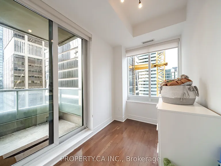 35 Balmuto St #1804 — Photo 24