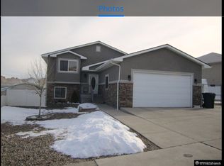 2140 Hitching Post Dr, Green River, WY 82935