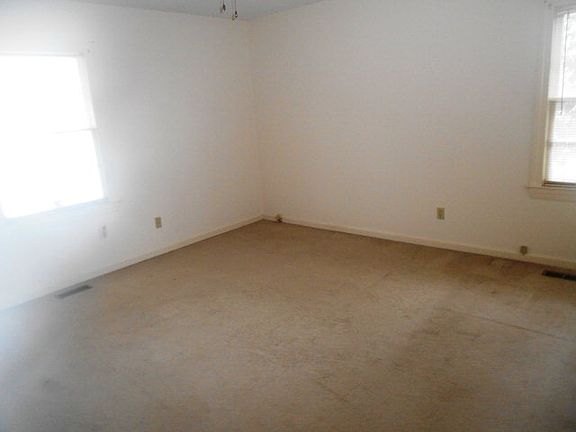 4th image of 1121 Brandywine Ln
