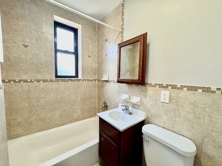 500-502 Baldwin Ave #500-33 — Photo 3