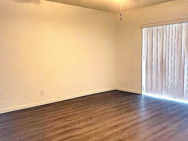 5890 Sugar Palm Ct #F — Photo 15