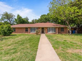 10011 Spokane Cir, Dallas, TX 75229
