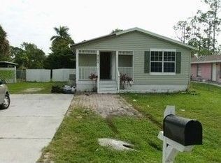 4705 Orchard Ln, Naples, FL 34112