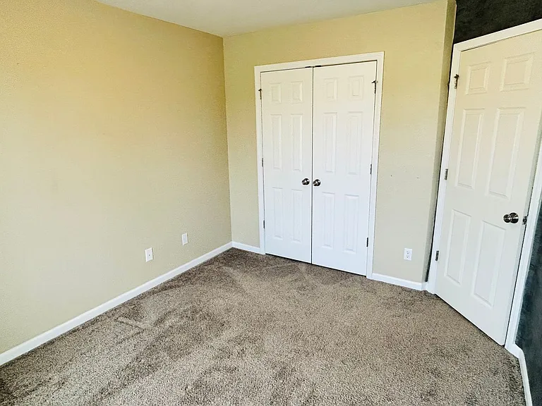 2705 Kathie Dr — Photo 20