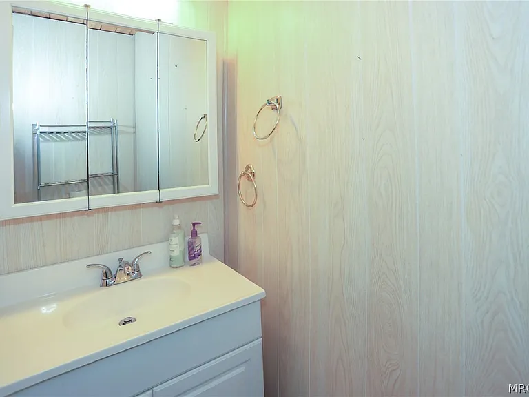 921 Menlo Dr — Photo 31