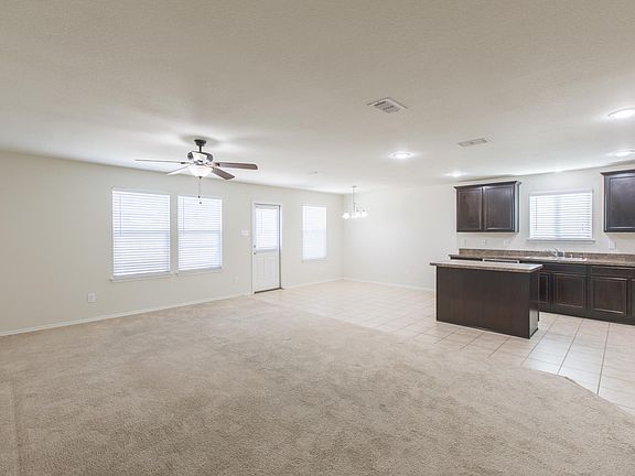 3rd image of 308 Chert Ln