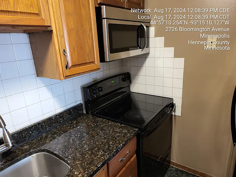Powderhorn Park Apartments — Photo 9
