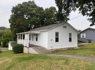 121 N 6th St, Maryville, TN 37804