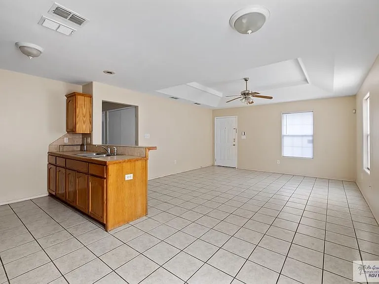 1022 French Ave #3 — Photo 6