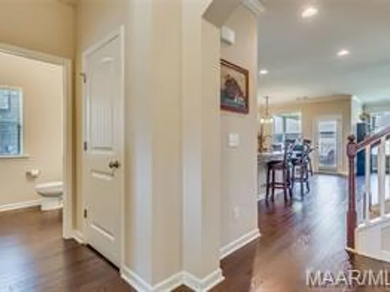 9319 Concord Park Dr — Photo 11
