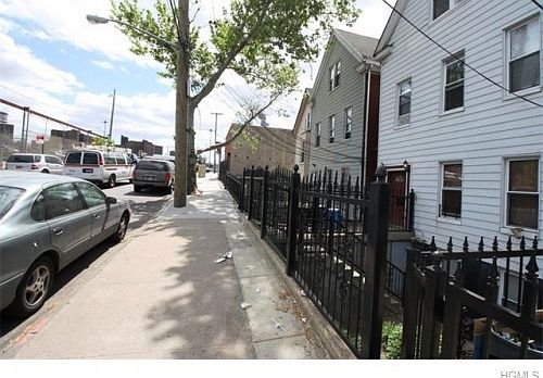 3rd image of 345 Bronx Park Ave