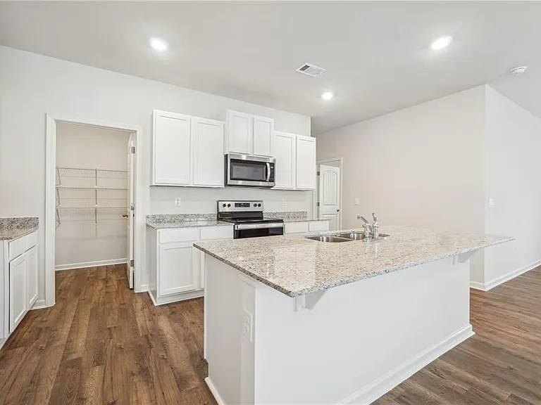 207 Whitewood Dr — Photo 12