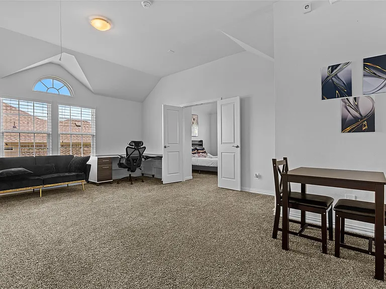2305 Hickey Dr — Photo 12