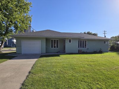 801 E Elm Ave, Olivia, MN, 56277
