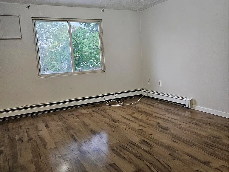 150-24 121st Ave #2 — Photo 3