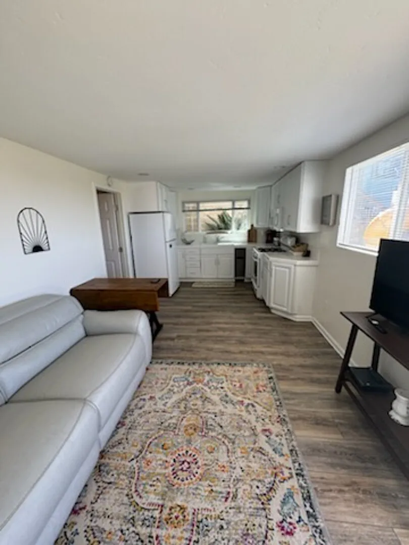 Coastal retreat(1bdrm suite) — Photo 3