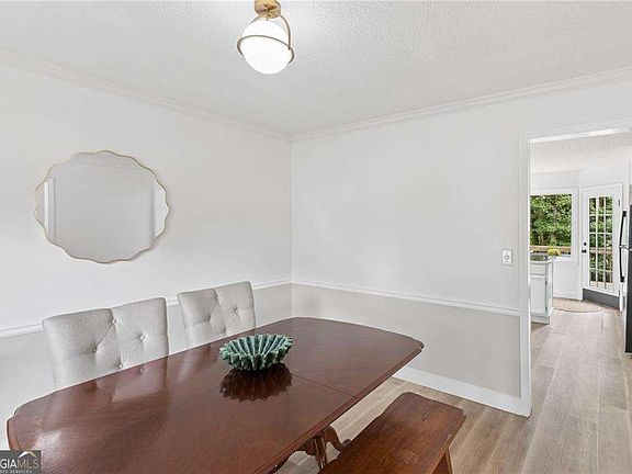 3rd image of 188 Pine Branch Dr