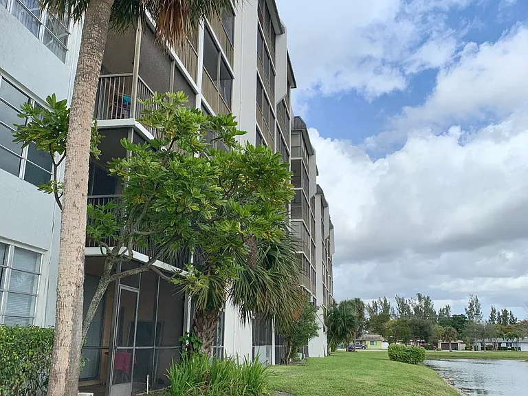 3100 W Rolling Hills Cir #309 — Photo 34