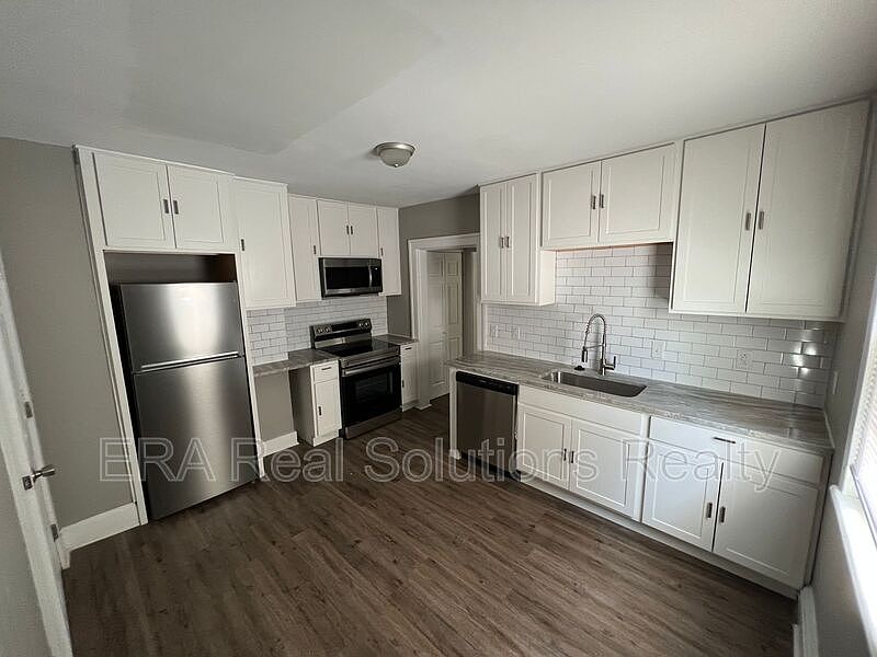 1st image of 763 Seymour Ave
