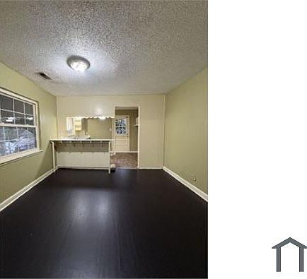 2nd image of 7801 Vienna Ave