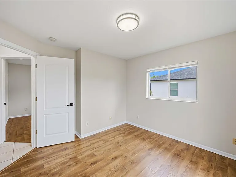 2260 Mistleto Ln — Photo 27