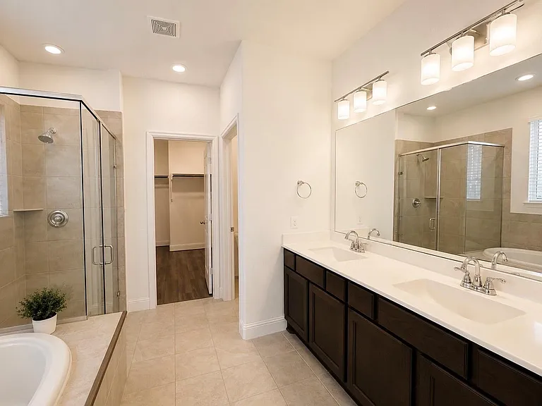 749 Lake Lacosta Dr — Photo 17