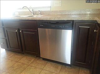 3rd image of 169 Stockwell Ct