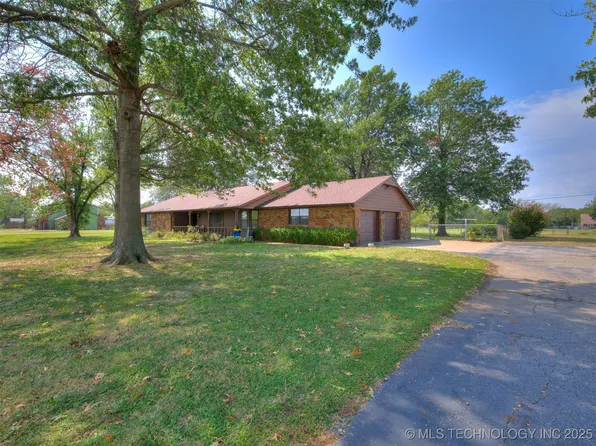 10320 N 127th East Ave, Owasso, OK 74055
