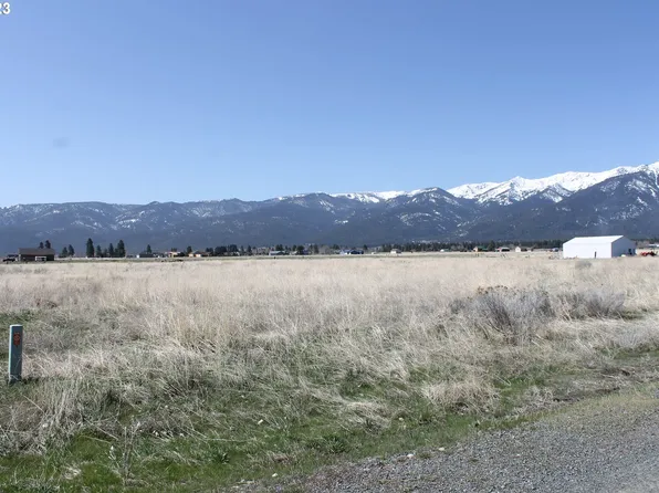 15848 Summerfield Dr, Baker City, OR 97814