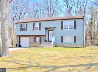 26 Deb Lynn Dr, Sicklerville, NJ 08081
