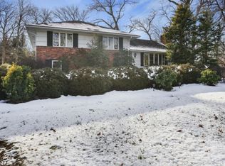 5 Malapardis Rd, Morris Plains, NJ 07950