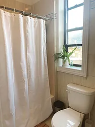 Rented by Aimee Grodanz, LREB