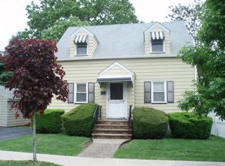 310 Demott Ave, Clifton, NJ 07011