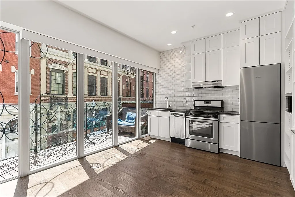 1 bed, 397 sqft, $3,500 — Photo 2
