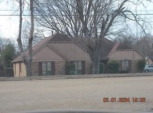 4983 Ross Rd, Memphis, TN 38141