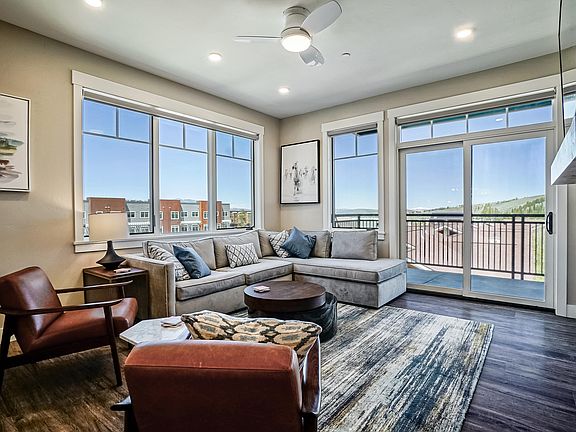 3rd image of 400 Baker Dr #303