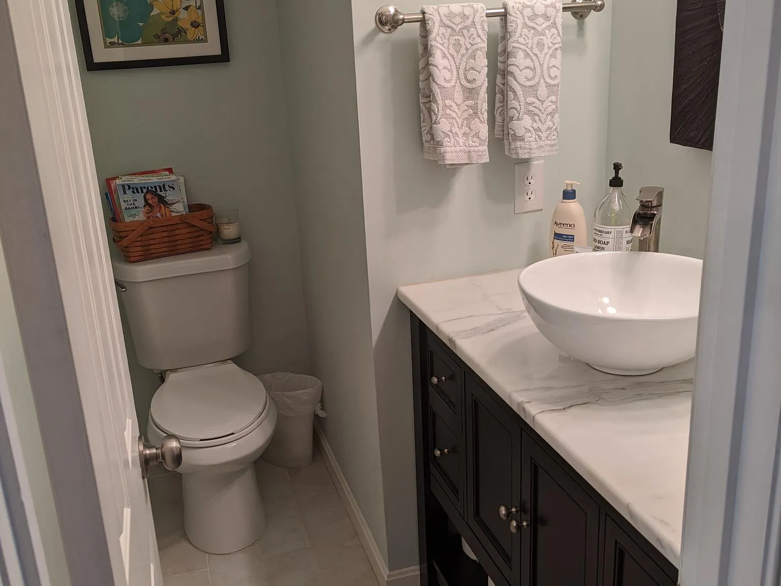 3 bed, 3.5 bath, 2100 sqft, $3,350 — Photo 2